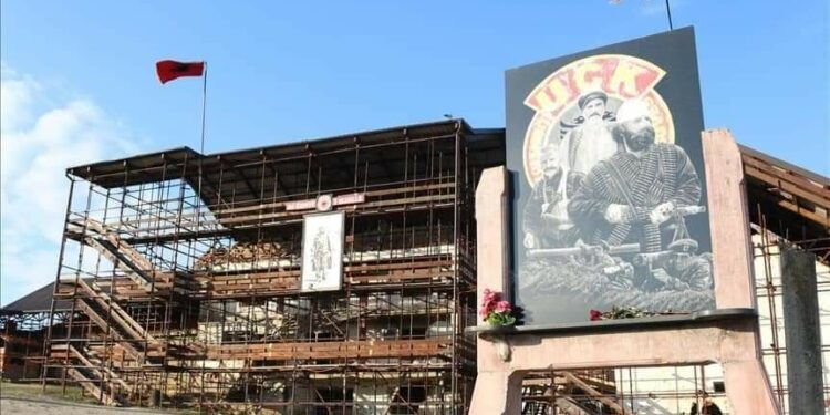 Bëhen 26 vjet nga rënia heroike e Jasharajve, sot nis Epopeja e UÇK-së