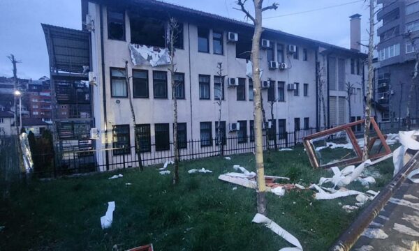 Gjykata Themelore e Ferizajt reagon për zjarrin në degën e saj në Kaçanik: Dyshohet për zjarrvënie nga persona të panjohur