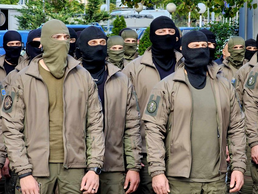 Policët që luftuan terroristët në Bansjkë, ende nuk janë dekoruar nga shteti