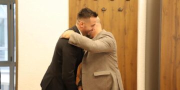 Nënkryetari Tahiri viziton hoxhën Ekrem Avdiu, i uron Muajin e Shenjtë të Ramazanit dhe agjërim të lehtë