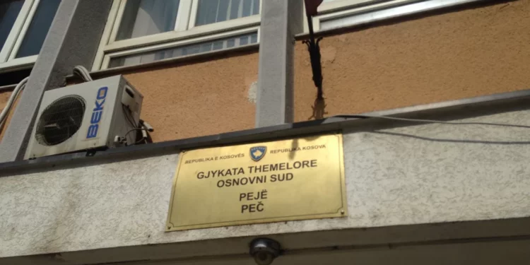 Nga 30 ditë paraburgim për dy të dyshuarit për dhunimin e 14-vjeçares në Drenas