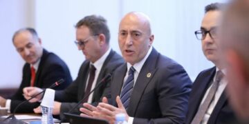 Haradinaj: Fatkeqësisht arsimi s’është prioritet i Qeverisë Kurti, problemet janë shtuar dhe janë alarmante
