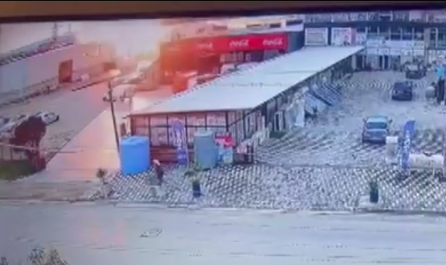 Ky është momenti i shpërthimit në Lushnjë që la dy të vdekur (VIDEO)