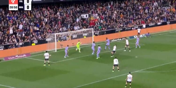 Valencia “dënon” Real Madridin, shënon dy gola të shpejtë