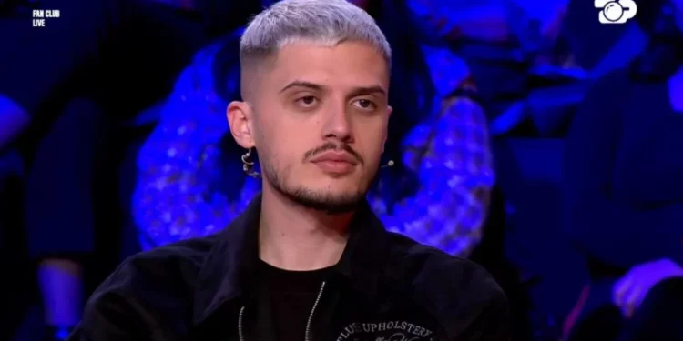 Bardhi thyen heshtjen, tregon kush e publikoi foton e së ëmës në spital: Sot do hap Instagramin e ri