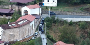 Policia zbulon mjete ushtarake në afërsi të Manastirit të Banjskës (Foto)