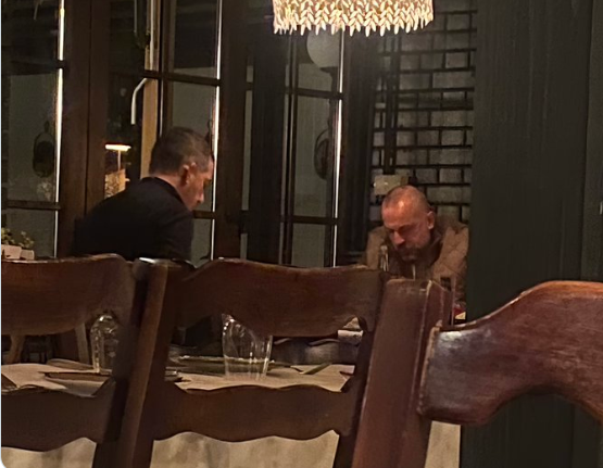 Foto/ Radojçiq takohet me ‘pretendentin’ për kryeministër të Serbisë