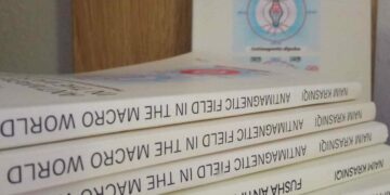 “Fusha antimagnetike në makrobotë”, e autorit Naim Krasniqi botohet edhe në gjuhën angleze