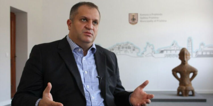 Ahmeti thotë se deklarata e Hill u keqkuptua