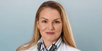 Mjekja nga Kosova bëhet shefe e Gjinekologjisë në një klinikë në Gjermani, Ambasada: Një tjetër histori suksesi nga vajzat tona