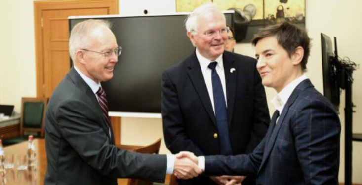 Plani shtatë pikësh për Luginën, Hill dhe shefi i OSBE-së i shkojnë në zyrë kryeministres serbe