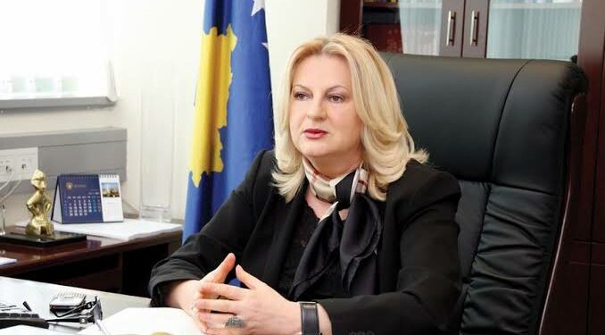 Tahiri ironizon me Konjufcën: Thoshte kush e pranon Asociacionin është tradhtar, tash s’po thotë më