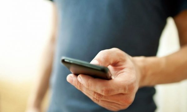 BQK u çon sms qytetarëve: Pranoni euro në llogari bankare, kurseni e këmbeni në cilëndo valutë