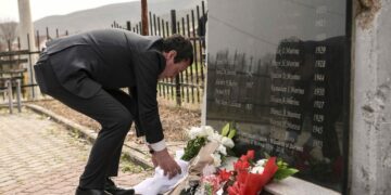 Kurti: Duke përkujtuar të vrarët, përkujtojmë se sa i lartë ishte ҫmimi për lirinë tonë