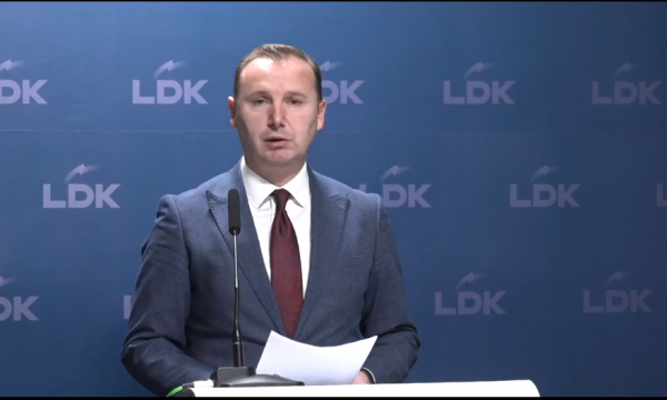 Zemaj: Pas hidrocentraleve ra edhe “kauza” e kahmotshme e VV’së për pronat e Manastirit të Deçanit