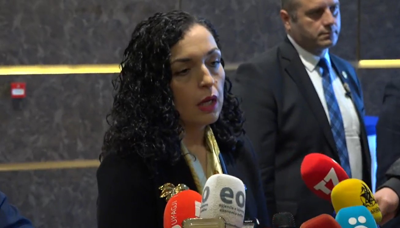 Osmani: Serbia s’mund të ëndërrojë të jetë pjesë e NATO-s, ende fle mbi varret masive