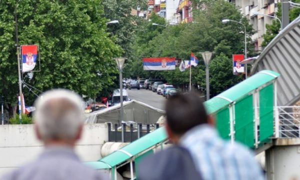 Kush do t’i kompensojë qytetarët që paguan rrymën për veriun?