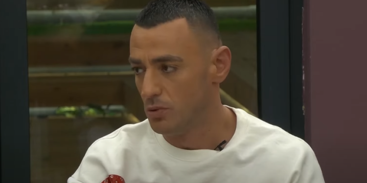 Stresi agjëron për Ramazan/ “Besoj çmendurisht në Allah”