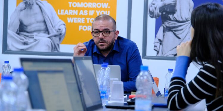 ETEA: Mbi 70% e nxënësve në Kosovë nuk i raportojnë ngacmimet seksuale
