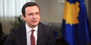 Kurti mori pjesë në hapjen e ekspozitës “Ukraina, një krim lufte”