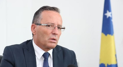 Hamza thotë se s’është si VV-ja të gjuajë me gurë e molotovë