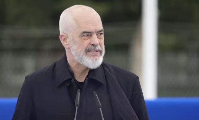 Edi Rama uron Fitër Bajramin
