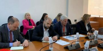 Pagat e ulëta – OSHP përballet me mungesë stafi, kritikohet edhe nga opozita