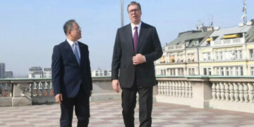 Projekt-Rezoluta për Srebrenicën – Vuçiq po kërkon ndihmën e Kinës, nga e cila Ballkani po përballet me propagandë