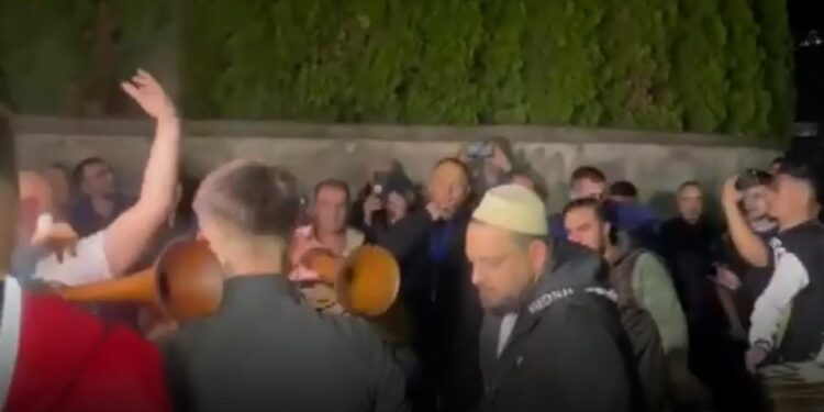 BDI nis festën, kërcasin tupanat (VIDEO)