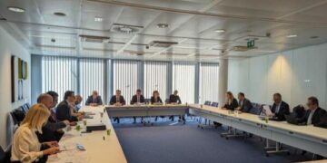 Takimi Bislimi- Petkoviq të enjten për dinarin, Lajçak: Shpresoj t’i tejkalojnë dallimet e mbetura