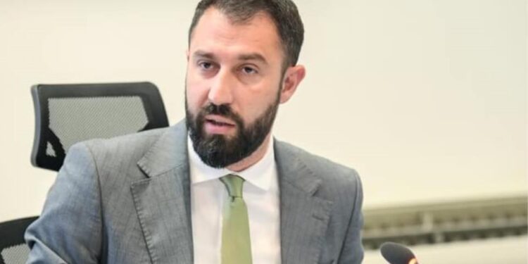 Krasniqi: Lista Serbe dhe Beogradi kanë dhënë urdhër për bojkotim, nuk duan të përballen me dështimin e tyre