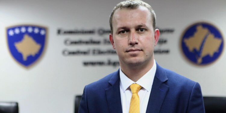 Elezi sqaron ndryshimin e pozicionimit të kabinave të votimit