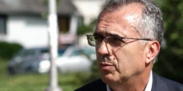 Dugolli: Në Bruksel nuk po diskutohet për dinarin