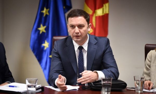 Osmani Taravarit: Plani 9 pikësh për Veriun parandaloi zgjidhje territoriale – mendo dy herë për çështje që s’i njeh