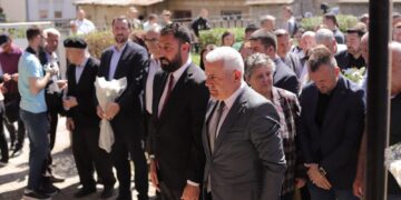 Nderohen 23 viktimat e masakrës në Lagjen e Boshnjakëve