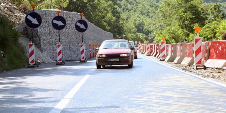 Nga 1 qershori bllokohet një pjesë e rrugës Kaçanik-Hani i Elezit