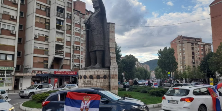 Qytetarët në veri shprehin “mbështetje për serbët dhe Vuçiqin” pas miratimit të rezolutës për Srebrenicën