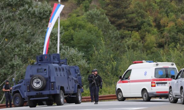 Diskutimet për Banjskën në AP të NATO’s, citohet ICG: KFOR negocioi tërheqjen e grupit sulmues