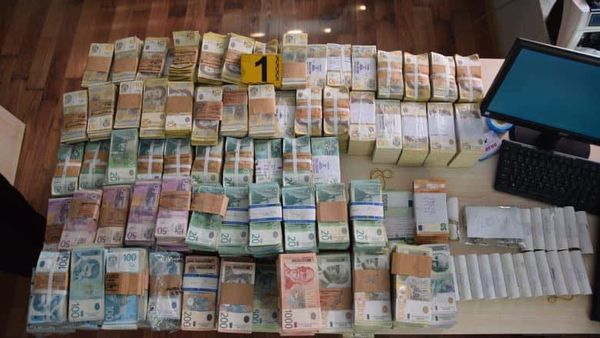 Aksioni i Policisë në veri: U konfiskuan rreth 75 milionë dinarë, 1.6 milion euro, dollarë e franga