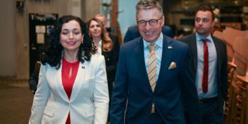 Osmani me ish-shefin e NATO-s: Kosova e palëkundur ndaj institucioneve euroatlantike