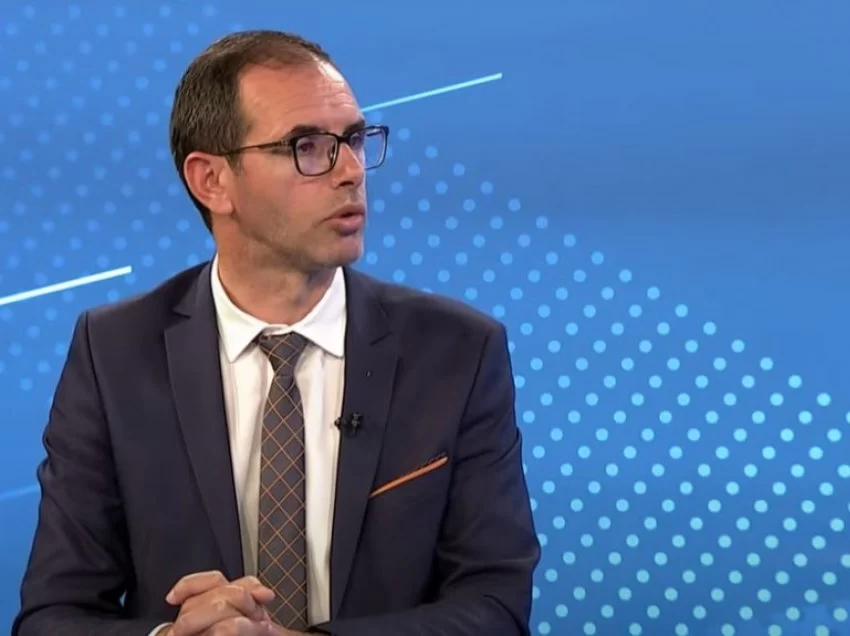 Deputeti i VV-së: Të enjten shihet a ka pasur bereqet takimi i Kurtit me Krasniqin