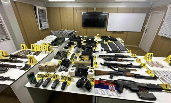 Kapja e armatimit të rëndë në Zveçan, nënkryetari i LDK’së hodhi dyshime – Sveçlën e quan “Nastradin”