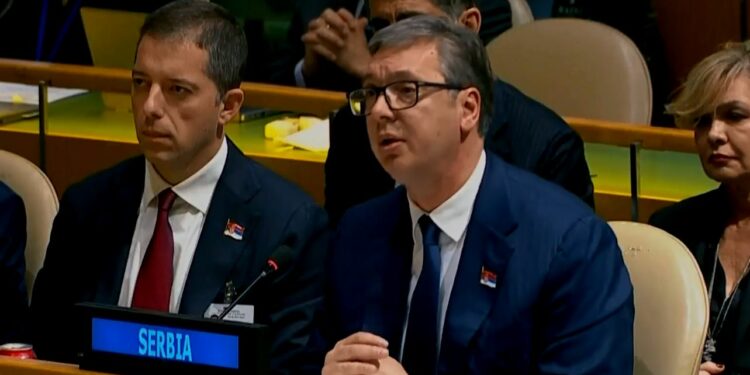 Serbia ia dhuroi 500.000 dollarë donacion vendit që abstenoi në OKB për Srebrenicën