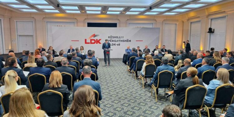 LDK me qëndrim zyrtar ndaj Qeverisë: Dorëheqje e pastaj shpërbërje