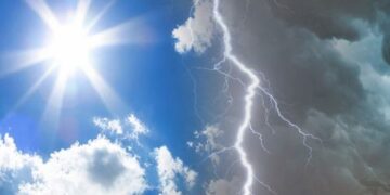 Shi me vetëtima, bubullimë dhe mundësi për breshër- parashikimi i motit për sot