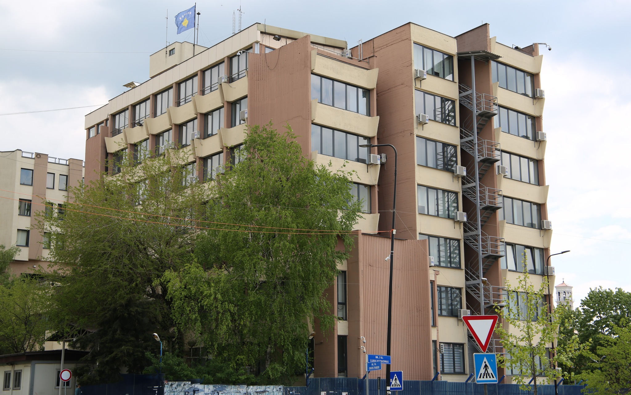 Një serb arrestohet për vepra penale kundër rendit kushtetues të Kosovës