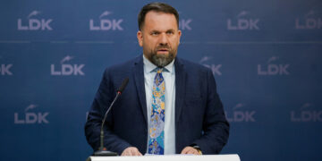 Rukiqi kritikon pushtetin: Me 20 milionë euro investime në telekom, rezultati është ky kolaps i plotë i VALA-s