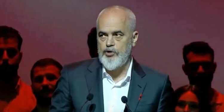 Rama në Athinë: S’kam ardhur të takohem me shërbëtorët e dikurshëm, por të çmallem me të zotët e barabartë të kësaj shtëpie