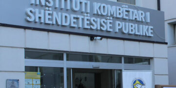 IKSHPK: Në Kosovë s’është regjistruar asnjë efekt anësor serioz nga përdorimi i vaksinave Astra Zeneca
