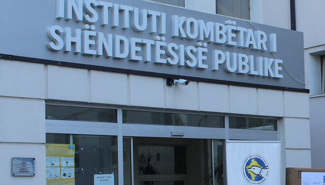 IKSHPK: Në Kosovë s’është regjistruar asnjë efekt anësor serioz nga përdorimi i vaksinave Astra Zeneca